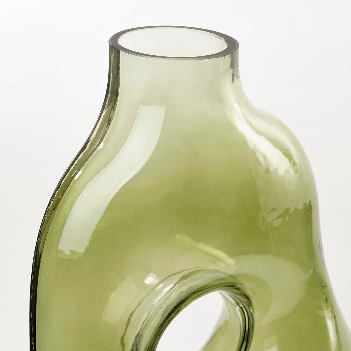 Jay Vase - L19 x W11 x H25 cm - Glass - Light green
